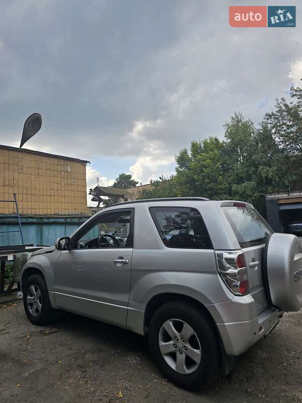 Внедорожник / Кроссовер Suzuki Grand Vitara 2008 в Киеве