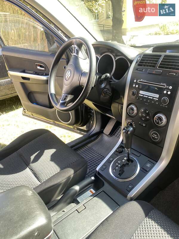 Внедорожник / Кроссовер Suzuki Grand Vitara 2008 в Полтаве фото 12 Внедорожник / Кроссовер Suzuki Grand Vitara 2008 в Полтаве