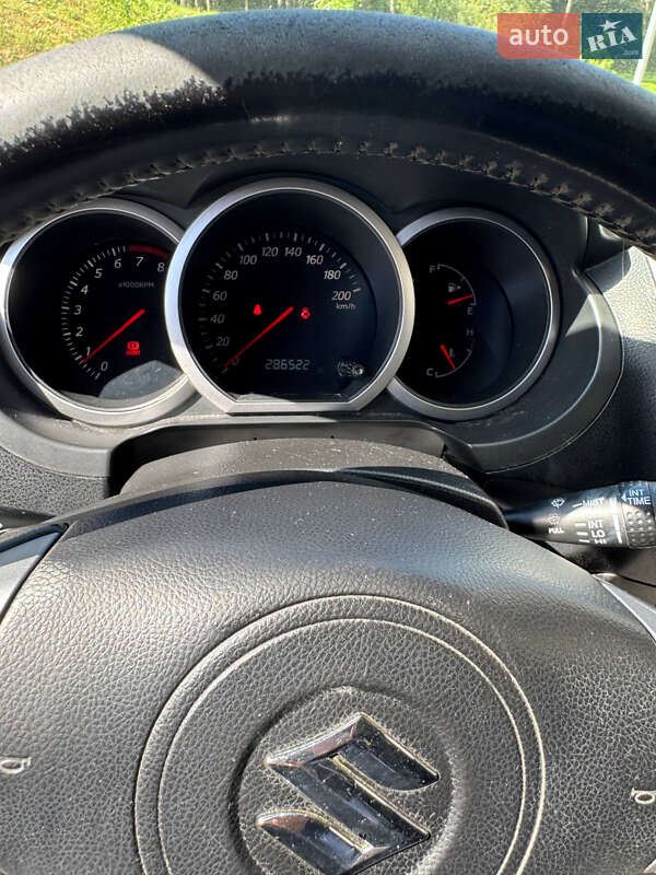 Позашляховик / Кросовер Suzuki Grand Vitara 2007 в Києві