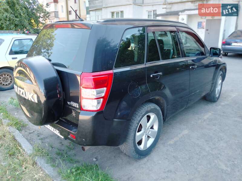 Внедорожник / Кроссовер Suzuki Grand Vitara 2010 в Хмельницком