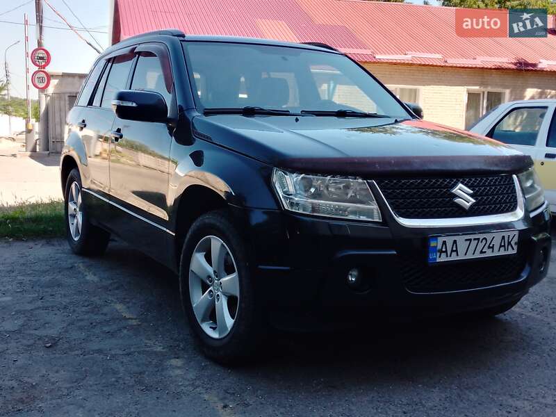 Внедорожник / Кроссовер Suzuki Grand Vitara 2010 в Хмельницком