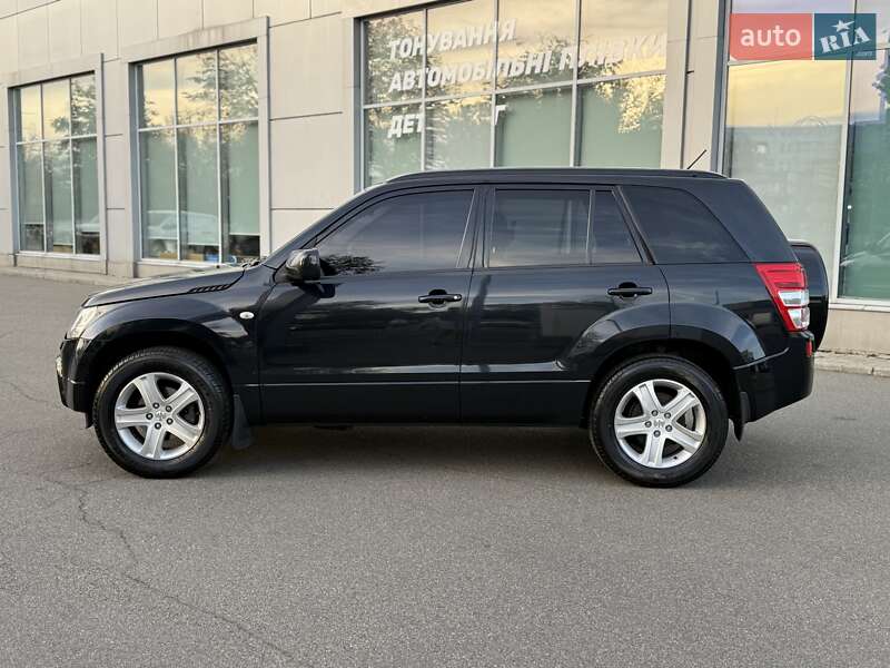 Внедорожник / Кроссовер Suzuki Grand Vitara 2006 в Киеве