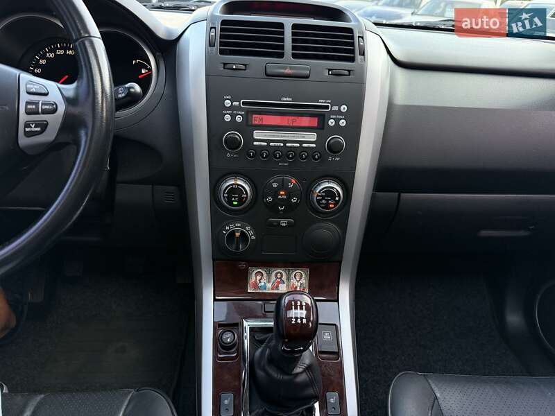 Внедорожник / Кроссовер Suzuki Grand Vitara 2006 в Киеве