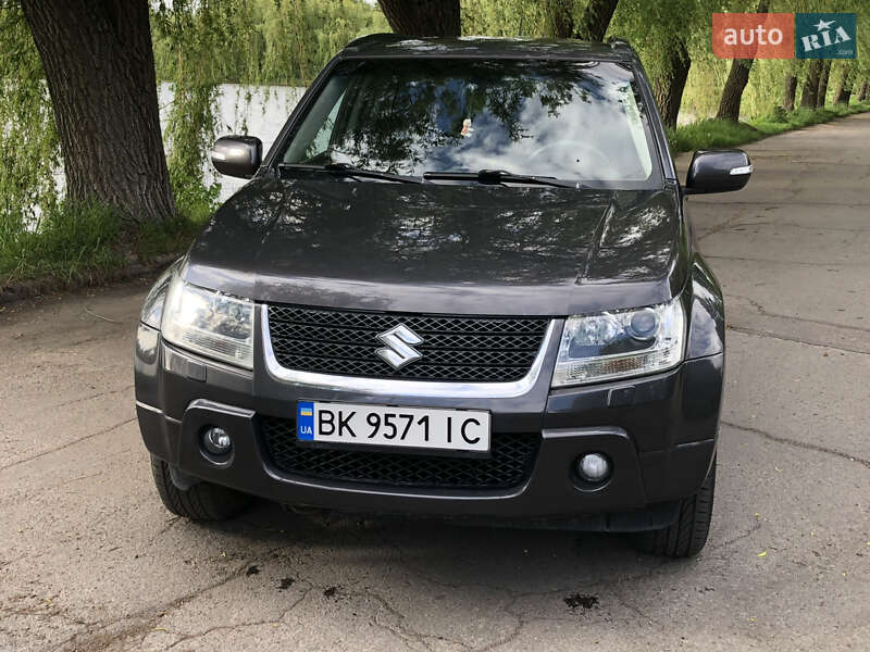 Suzuki Grand Vitara 2011