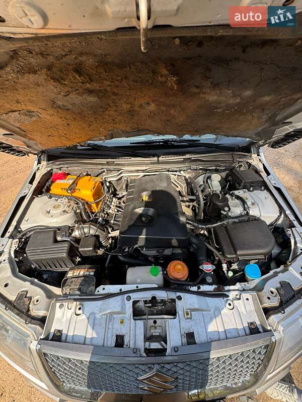 Позашляховик / Кросовер Suzuki Grand Vitara 2006 в Конотопі