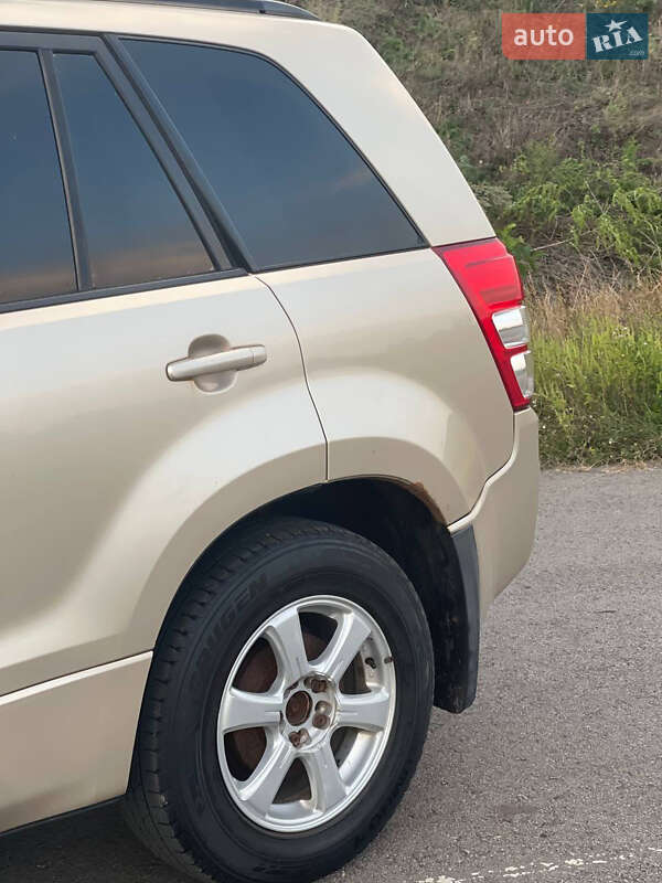 Позашляховик / Кросовер Suzuki Grand Vitara 2006 в Решетилівці