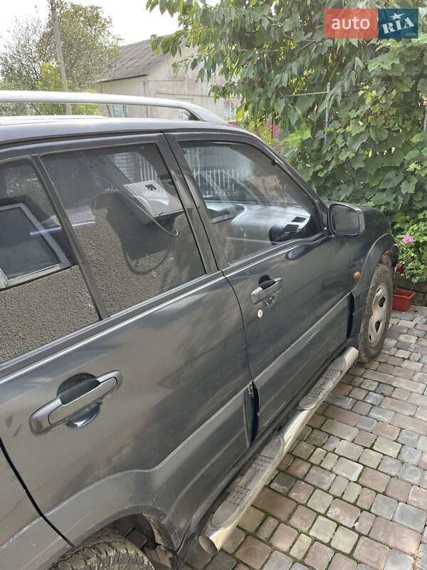 Седан Suzuki Grand Vitara 2004 в Козове