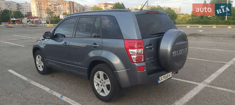 Внедорожник / Кроссовер Suzuki Grand Vitara 2006 в Черновцах