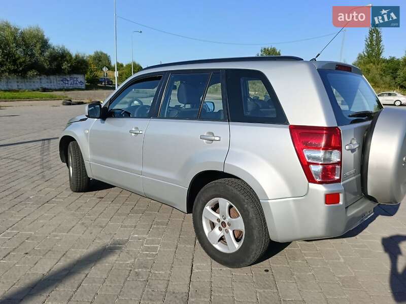 Внедорожник / Кроссовер Suzuki Grand Vitara 2006 в Львове