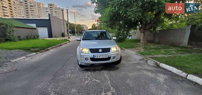 Внедорожник / Кроссовер Suzuki Grand Vitara 2008 в Киеве