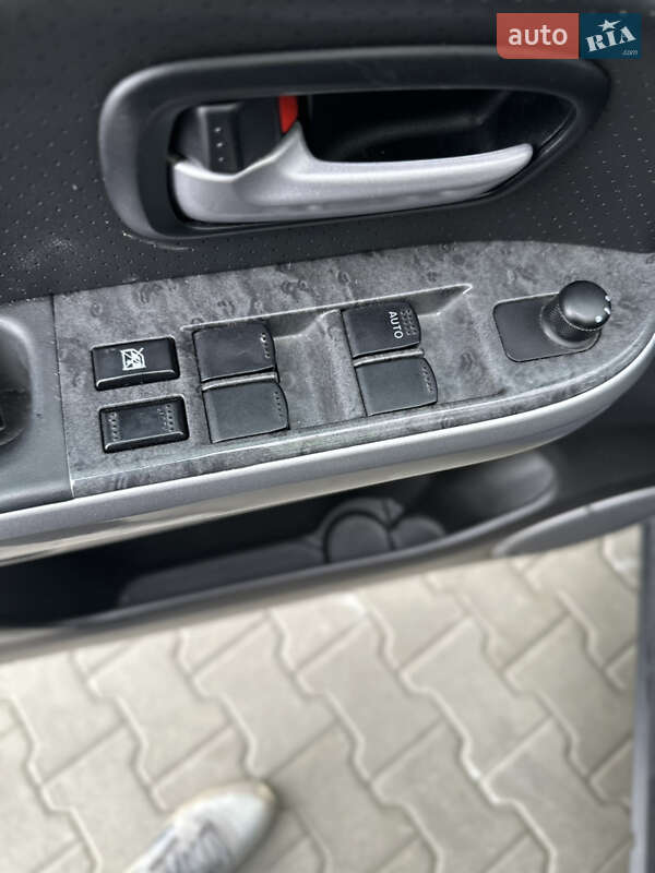 Внедорожник / Кроссовер Suzuki Grand Vitara 2008 в Вараше