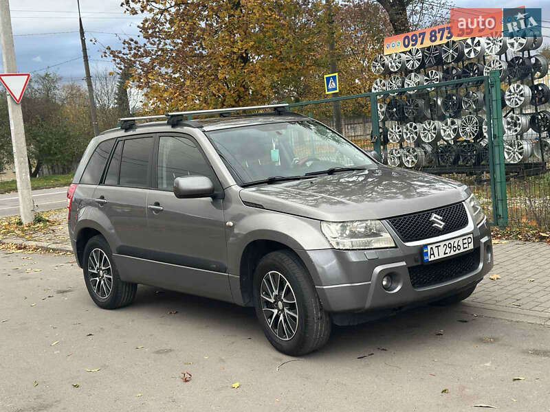 Позашляховик / Кросовер Suzuki Grand Vitara 2006 в Коломиї