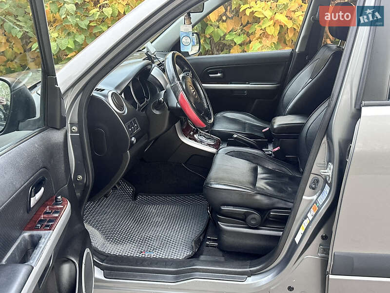 Позашляховик / Кросовер Suzuki Grand Vitara 2006 в Коломиї