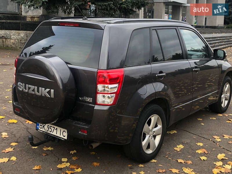 Позашляховик / Кросовер Suzuki Grand Vitara 2011 в Рівному