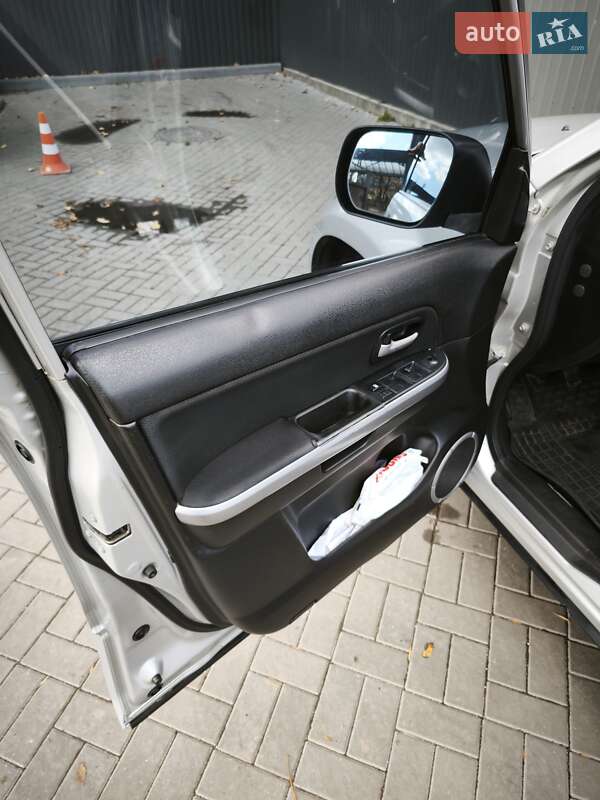 Внедорожник / Кроссовер Suzuki Grand Vitara 2007 в Хмельницком