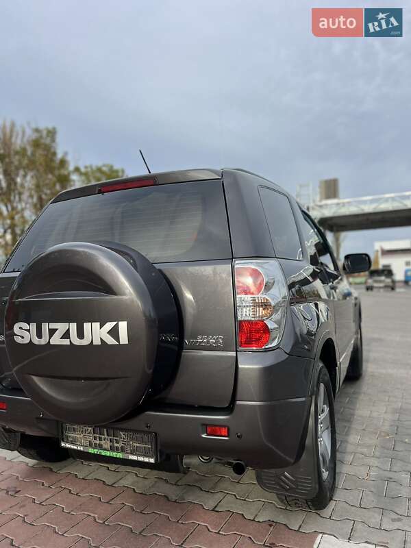 Внедорожник / Кроссовер Suzuki Grand Vitara 2009 в Виннице
