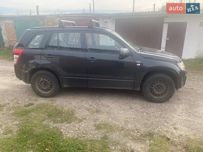 Позашляховик / Кросовер Suzuki Grand Vitara 2007 в Житомирі