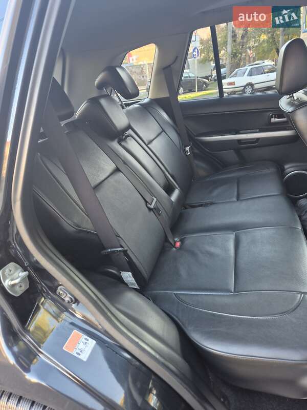 Внедорожник / Кроссовер Suzuki Grand Vitara 2006 в Раздельной