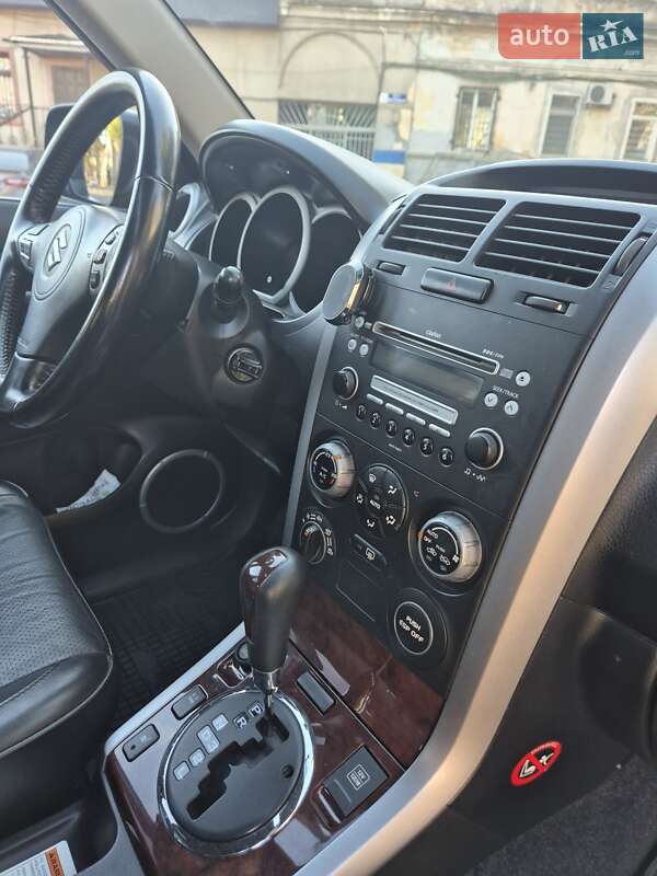 Внедорожник / Кроссовер Suzuki Grand Vitara 2006 в Раздельной