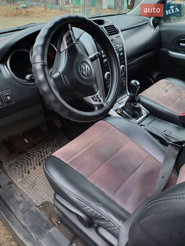 Внедорожник / Кроссовер Suzuki Grand Vitara 2008 в Тульчине фото 4 Внедорожник / Кроссовер Suzuki Grand Vitara 2008 в Тульчине