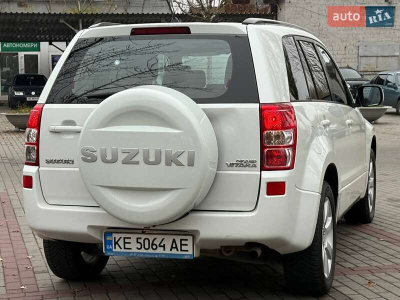 Позашляховик / Кросовер Suzuki Grand Vitara 2012 в Дніпрі