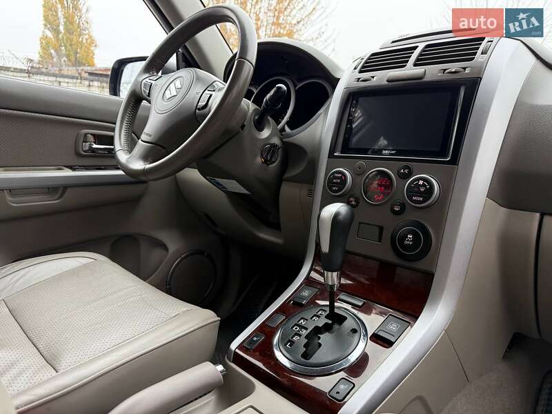 Позашляховик / Кросовер Suzuki Grand Vitara 2012 в Дніпрі
