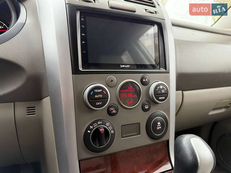 Позашляховик / Кросовер Suzuki Grand Vitara 2012 в Дніпрі