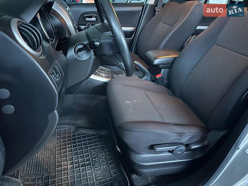 Внедорожник / Кроссовер Suzuki Grand Vitara 2008 в Одессе фото 16 Внедорожник / Кроссовер Suzuki Grand Vitara 2008 в Одессе