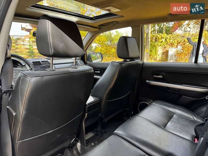 Внедорожник / Кроссовер Suzuki Grand Vitara 2010 в Киеве фото 22 Внедорожник / Кроссовер Suzuki Grand Vitara 2010 в Киеве