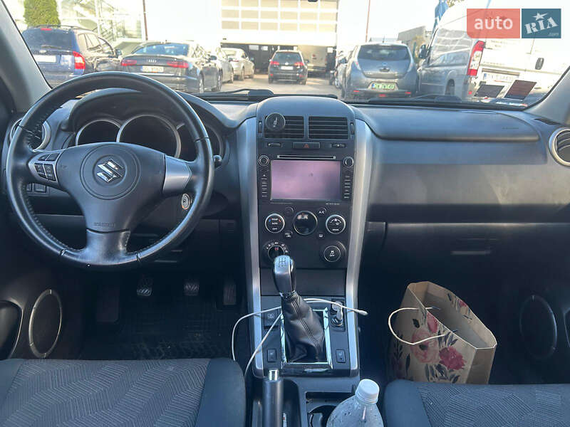 Внедорожник / Кроссовер Suzuki Grand Vitara 2016 в Львове фото 5 Внедорожник / Кроссовер Suzuki Grand Vitara 2016 в Львове