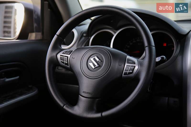 Внедорожник / Кроссовер Suzuki Grand Vitara 2008 в Харькове