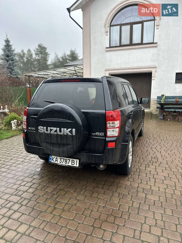 Внедорожник / Кроссовер Suzuki Grand Vitara 2006 в Киеве