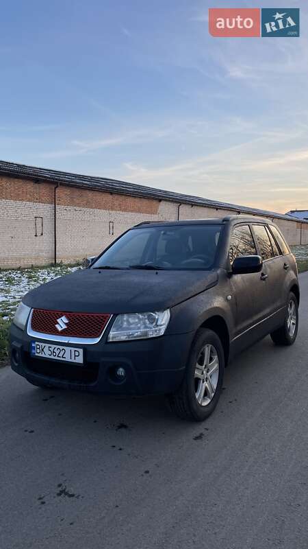 Внедорожник / Кроссовер Suzuki Grand Vitara 2007 в Ровно