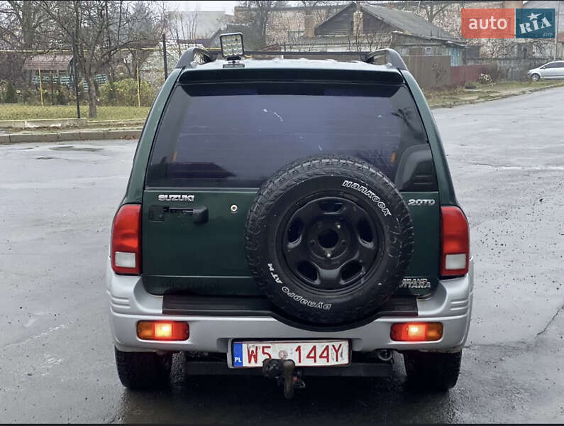 Внедорожник / Кроссовер Suzuki Grand Vitara 2004 в Киеве