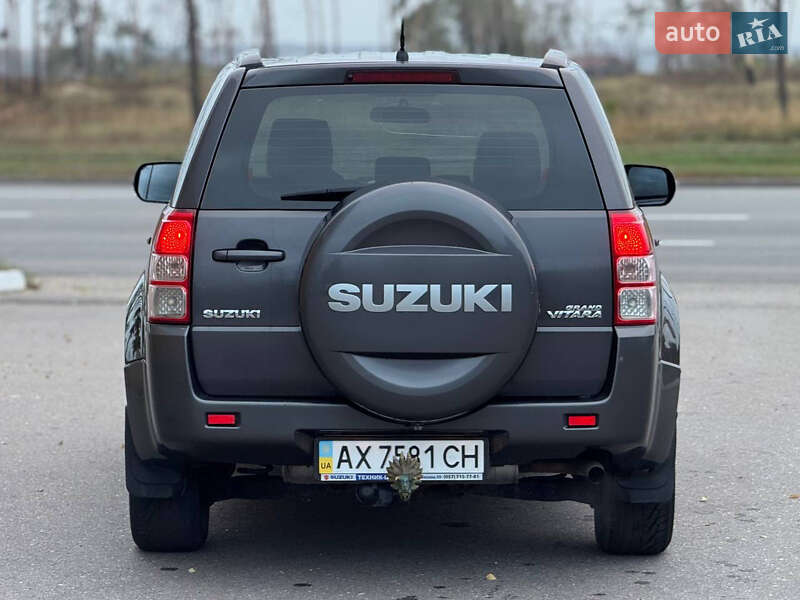 Внедорожник / Кроссовер Suzuki Grand Vitara 2010 в Харькове