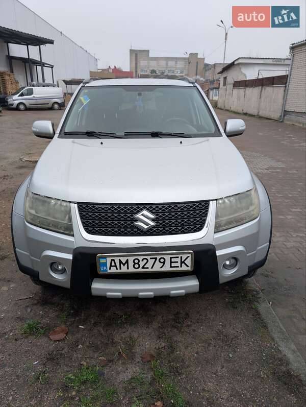 Позашляховик / Кросовер Suzuki Grand Vitara 2011 в Житомирі фото 5 Позашляховик / Кросовер Suzuki Grand Vitara 2011 в Житомирі