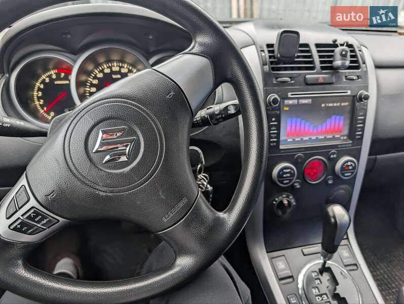 Позашляховик / Кросовер Suzuki Grand Vitara 2011 в Житомирі фото 3 Позашляховик / Кросовер Suzuki Grand Vitara 2011 в Житомирі