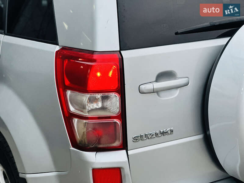 Внедорожник / Кроссовер Suzuki Grand Vitara 2006 в Харькове