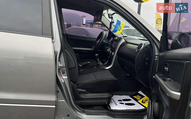 Позашляховик / Кросовер Suzuki Grand Vitara 2007 в Мукачевому фото 12 Позашляховик / Кросовер Suzuki Grand Vitara 2007 в Мукачевому