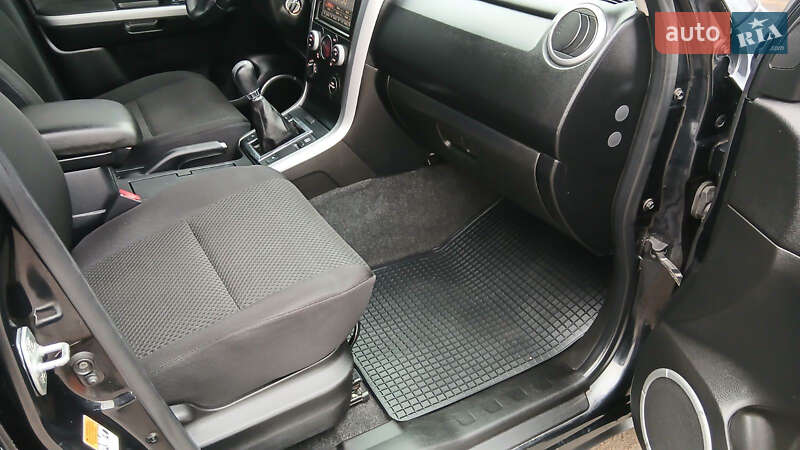 Внедорожник / Кроссовер Suzuki Grand Vitara 2011 в Харькове