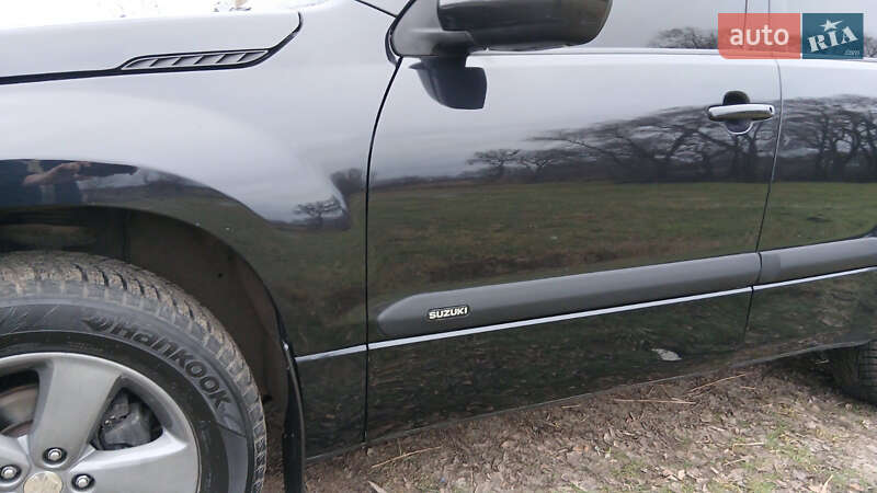 Внедорожник / Кроссовер Suzuki Grand Vitara 2011 в Харькове