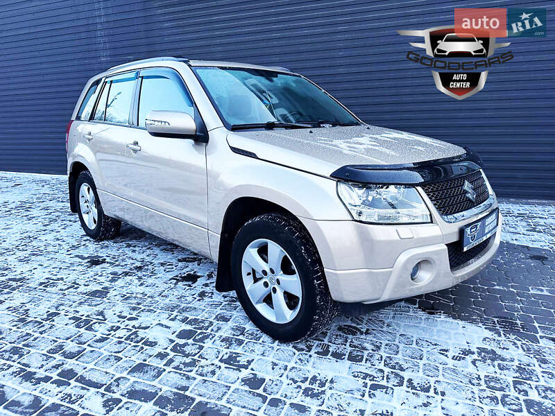Внедорожник / Кроссовер Suzuki Grand Vitara 2008 в Каменском