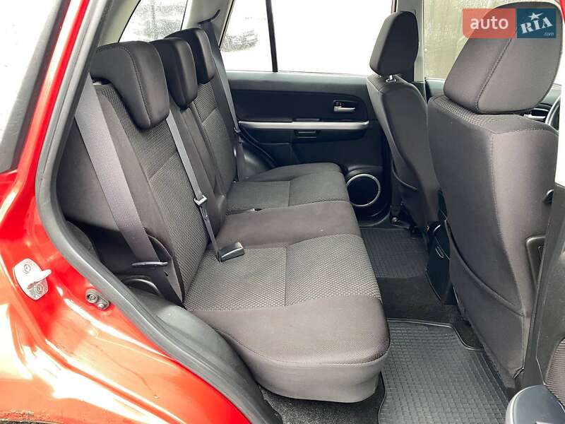 Позашляховик / Кросовер Suzuki Grand Vitara 2010 в Києві фото 11 Позашляховик / Кросовер Suzuki Grand Vitara 2010 в Києві