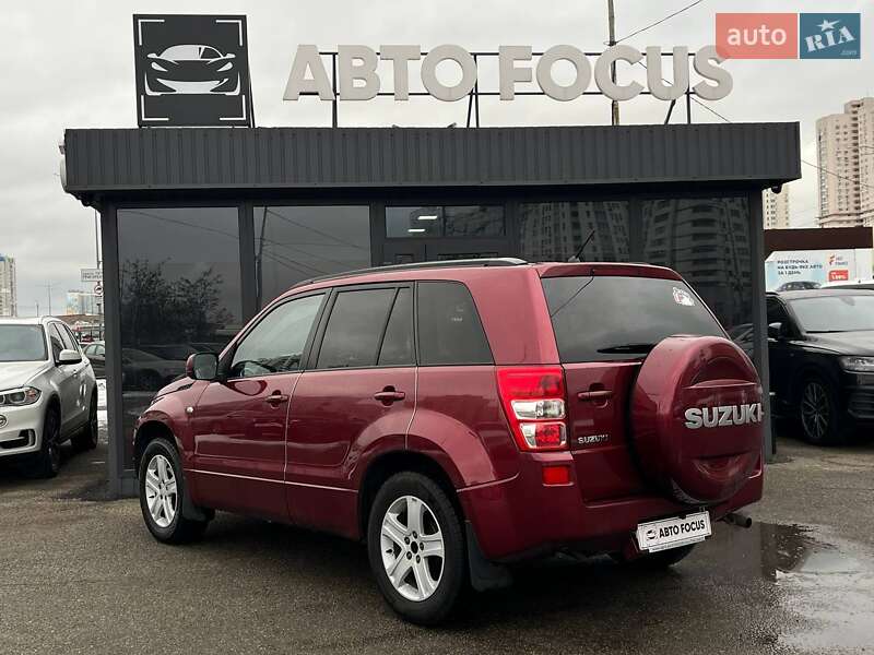 Позашляховик / Кросовер Suzuki Grand Vitara 2007 в Києві