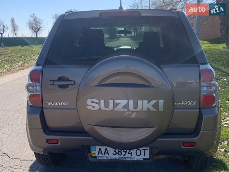 Внедорожник / Кроссовер Suzuki Grand Vitara 2014 в Киеве