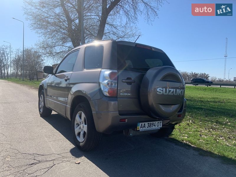 Внедорожник / Кроссовер Suzuki Grand Vitara 2014 в Киеве