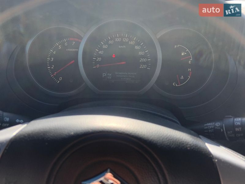 Внедорожник / Кроссовер Suzuki Grand Vitara 2014 в Киеве