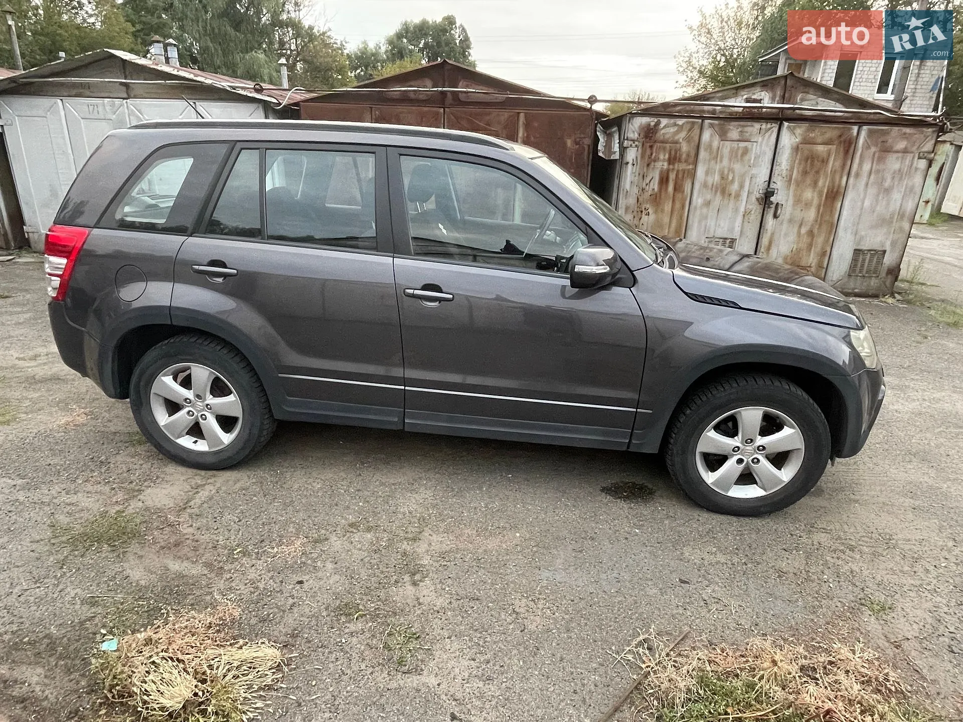 2011 Suzuki Grand Vitara - фото 1