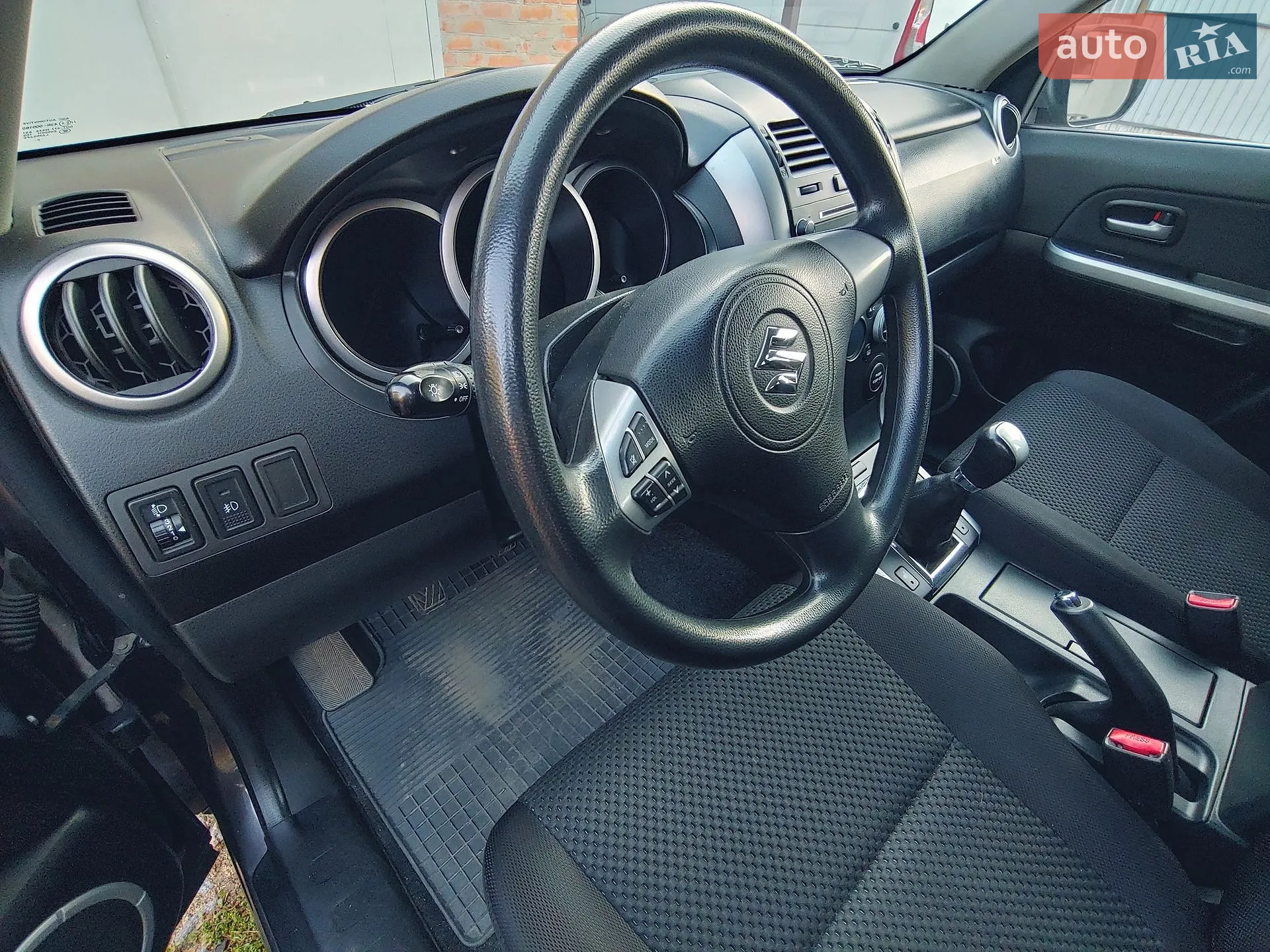 2011 Suzuki Grand Vitara - мініатюра 32