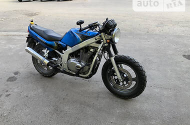 Мотоцикл Без обтекателей (Naked bike) Suzuki GS 500 2000 в Черновцах